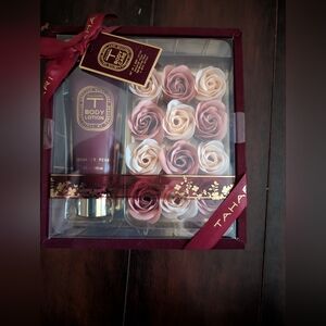 Tahari Purple Body Care Set